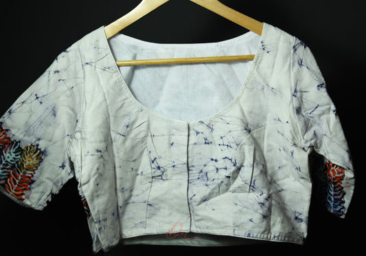 Cream Hand Batik Bird Glass Sleeves Blouse