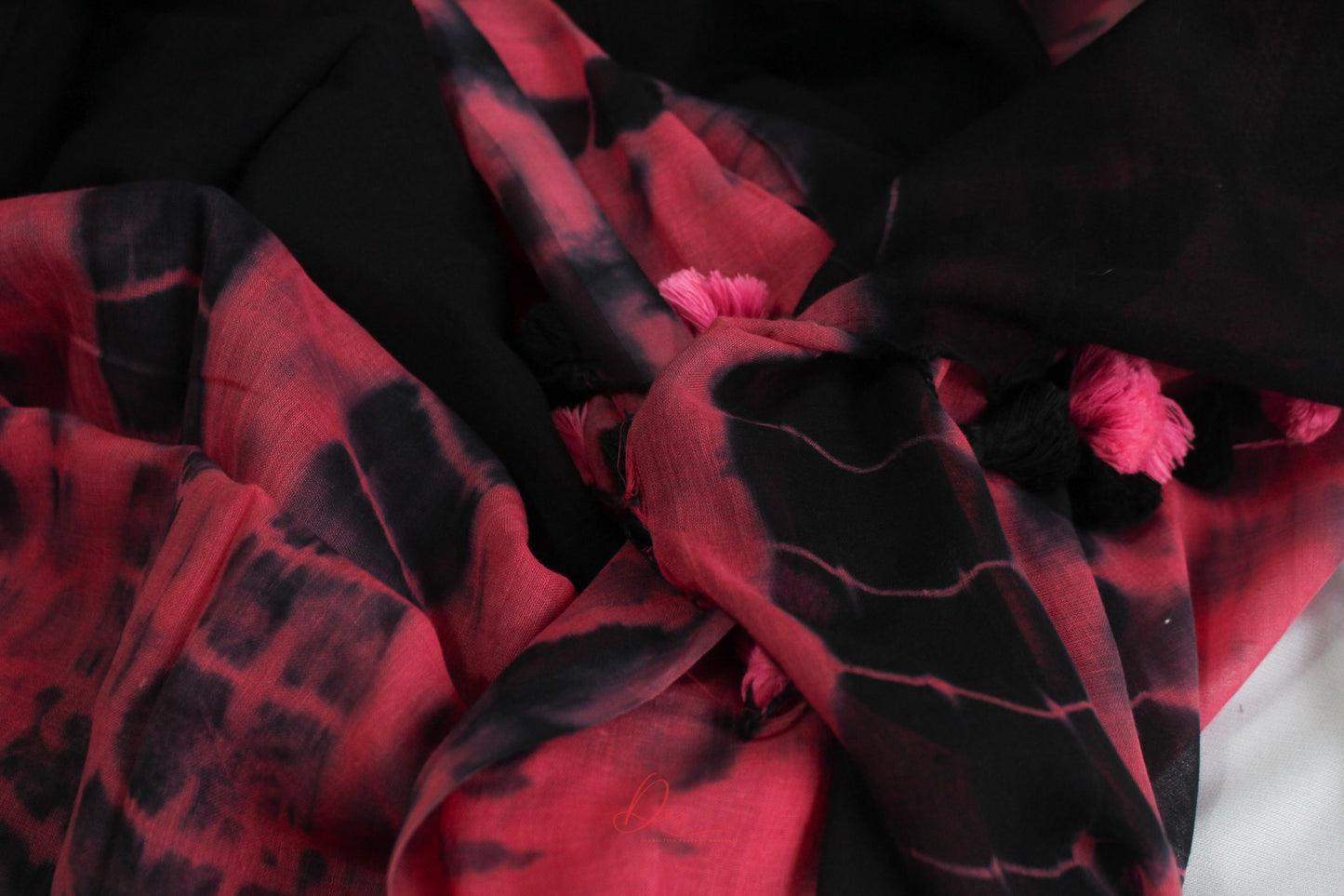 Peach and Black Shibori Vibori