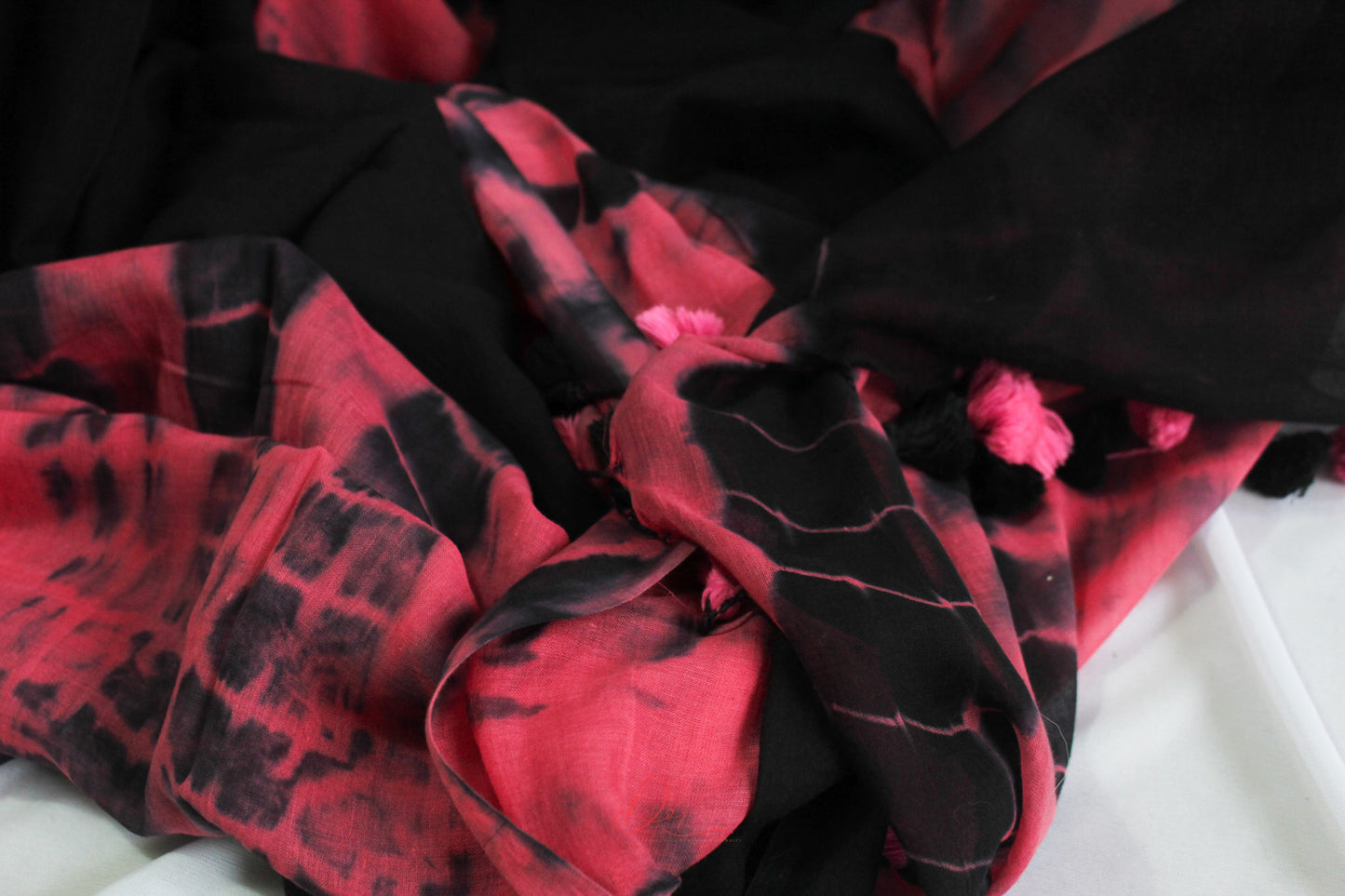 Peach and Black Shibori Vibori